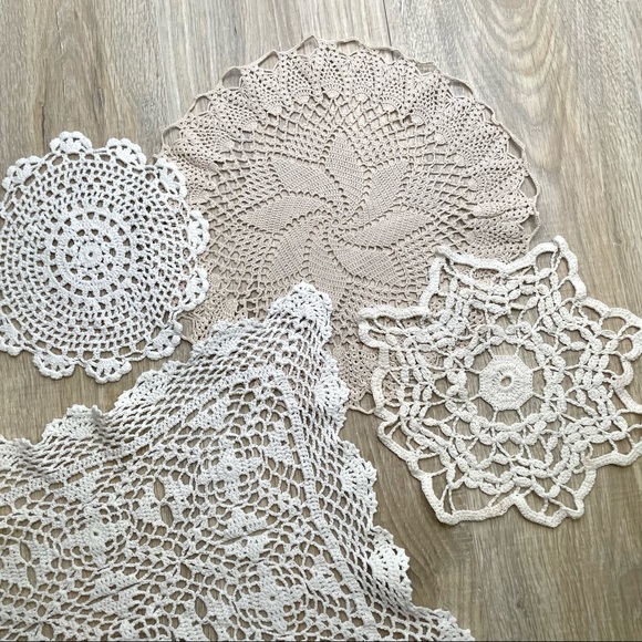 CROCHET DOILIES lot, round and rectangle, handmade